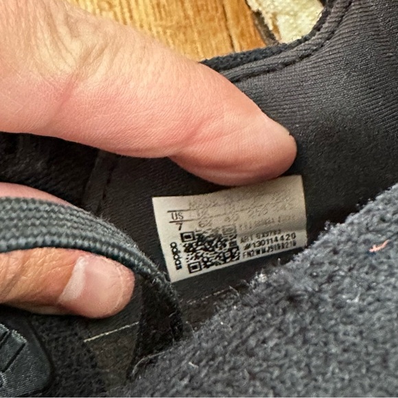 Adidas Ultraboost Black Running Shoes Sneakers Men’s Size 7 - Picture 7 of 11